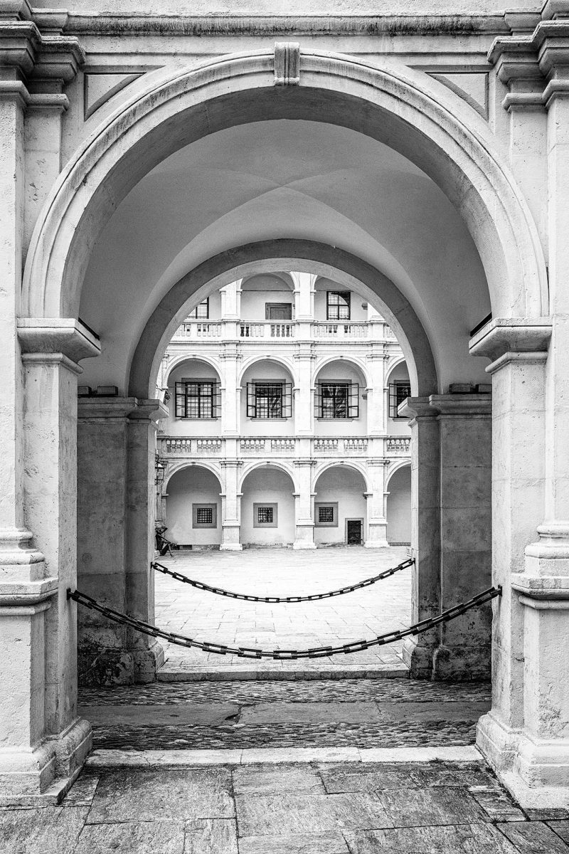Blick in Richtung Großer Landhaushof mit Zugang zum steirischen Landtag