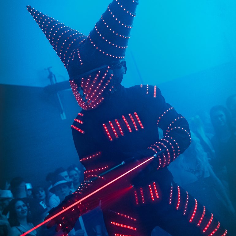 Tuntenball 2020: Laser-Veranstaltung nach Mitternacht.